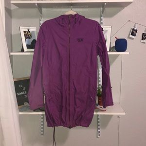 Mountain hardware long raincoat